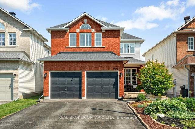 905 Balzac Lane