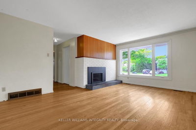 1895 Greenacre Cres, Ottawa - Beacon Hill South image-0-3