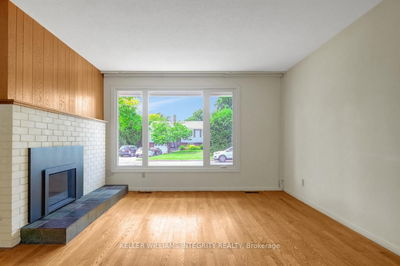 1895 Greenacre Cres, Ottawa - Beacon Hill South image-0-4