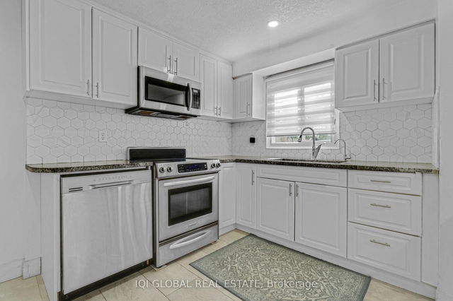 16 - 537 Parkview Crescent