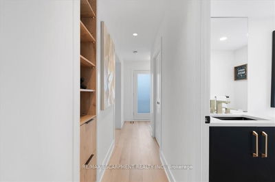 94 West 32nd St, Hamilton - Westcliffe image-0-3
