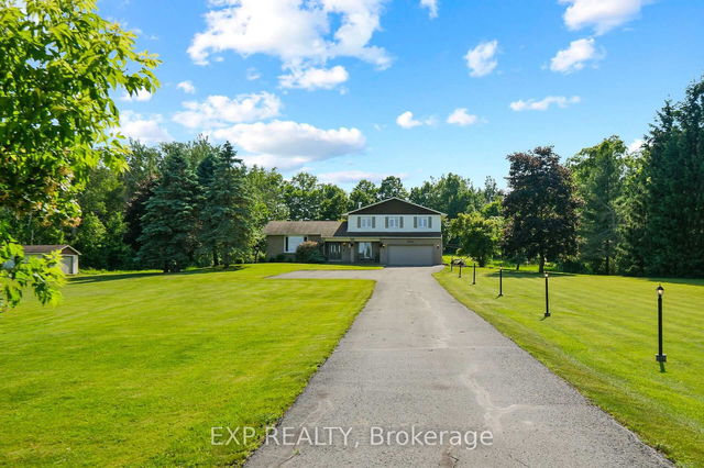 1376 MacDonald Road