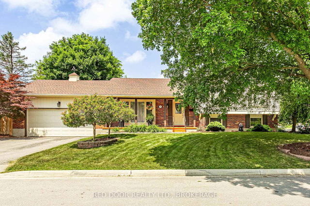69 Lysanda Avenue