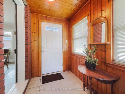 19 Rowanwood Ave, Brantford -  image-0-2