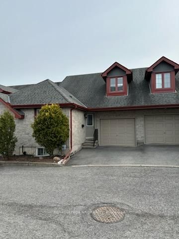 Unit 2 — 10 PINE St, Thorold - Thorold Downtown image-0-0