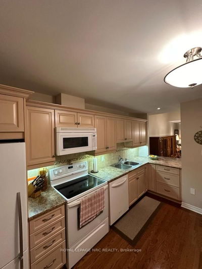 Unit 2 — 10 PINE St, Thorold - Thorold Downtown image-0-1
