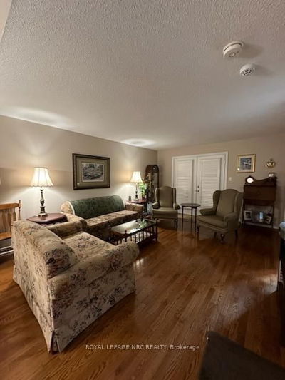 Unit 2 — 10 PINE St, Thorold - Thorold Downtown image-0-3