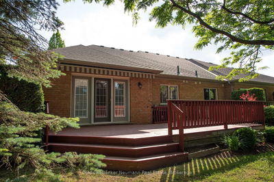 22 Magnolia Lane, Guelph - Village By The Arboretum image-0-3