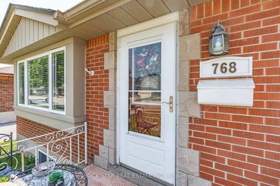 768 Tenth Ave, Hamilton - Hampton Heights image-0-1