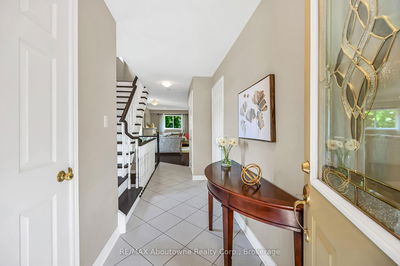 Unit Unit 30 — 31 Moss Blvd, Hamilton - Dundas image-0-3