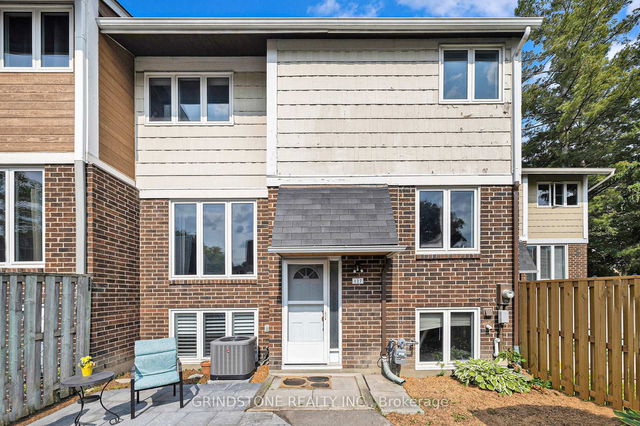 52 - 127 Salter Crescent