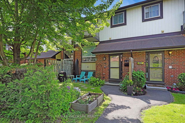 8 - 405 Montfort Street