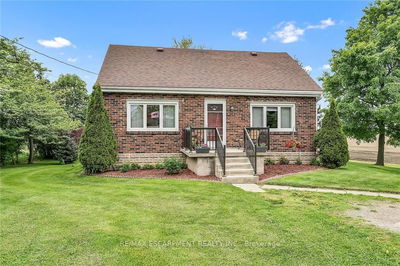 2439 Wilson St, Hamilton - Ancaster image-0-1