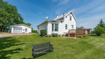 46 Forest Park Rd, Pembroke - Laurentian Valley