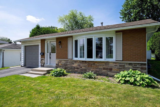 22 Red Maple Crescent