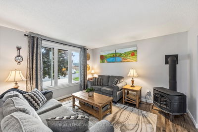1252 Lashford St, Kingston - South of Taylor-Kidd Blvd image-0-3