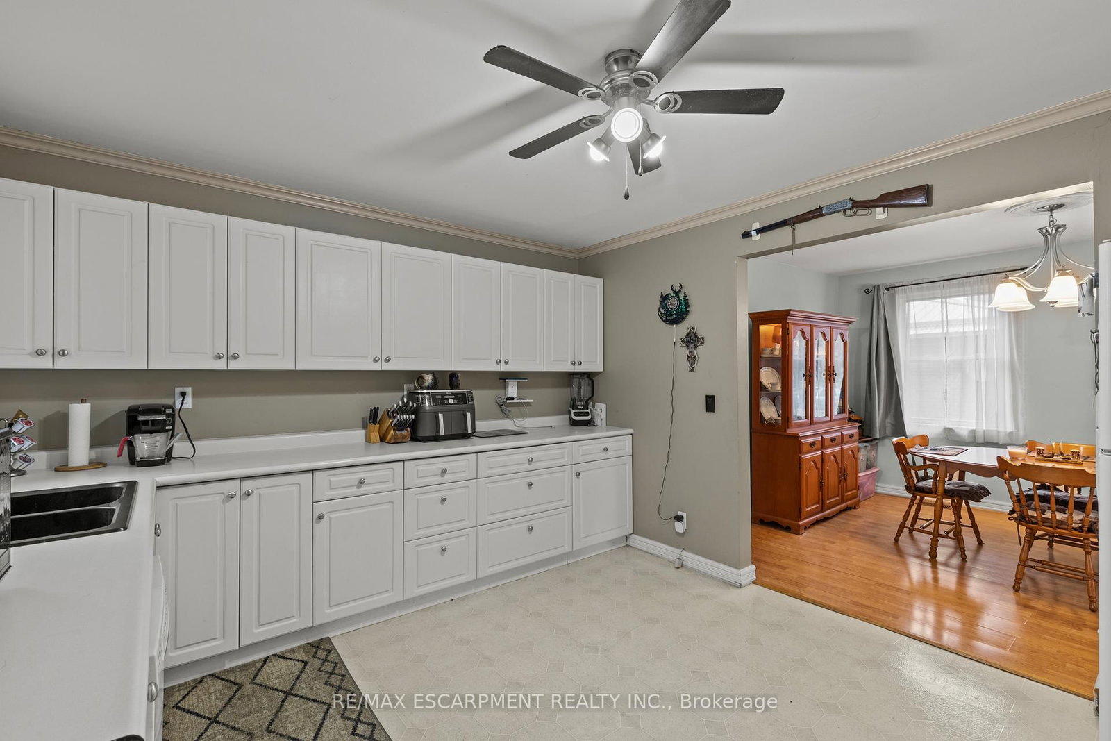 Detached House sold at 4 Carman Street, Norwich, Ontario, N0J 1P0 - Norwich Town - MLS: X12229515