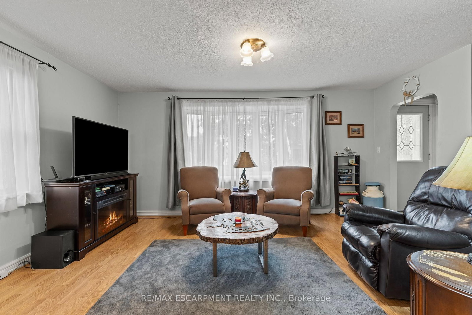 Detached House sold at 4 Carman Street, Norwich, Ontario, N0J 1P0 - Norwich Town - MLS: X12229515