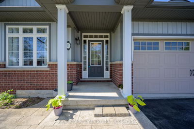 11 Sidare Crt, Grimsby - Grimsby Beach image-0-2