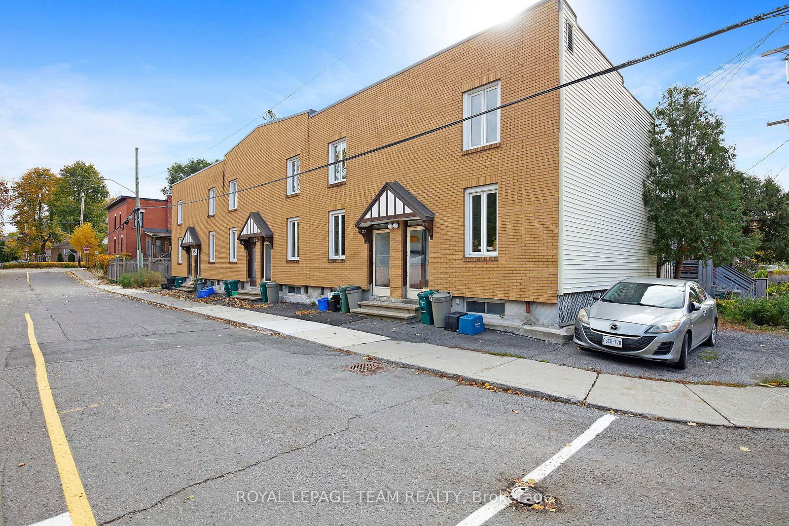 25-35 BERTRAND Street - Photo 3