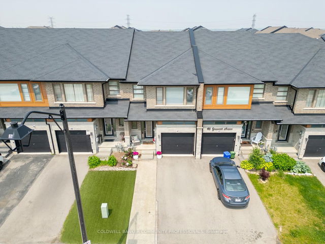 43 Greenwich Avenue