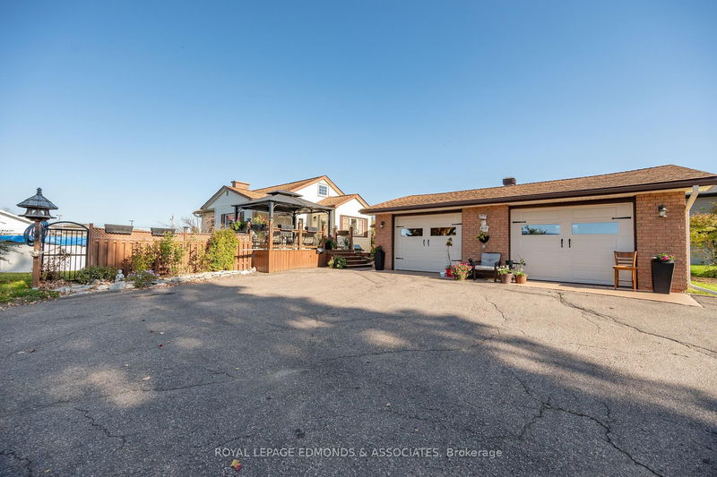 1315 Blakely Cres, Pembroke - Pembroke image-0-0