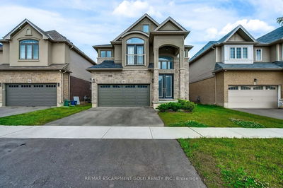 84 COOKE Ave, Brantford - 