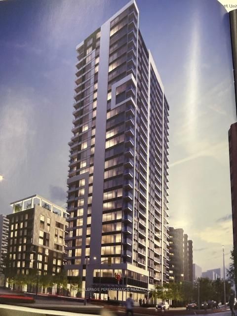 707 - 340 Queen Street