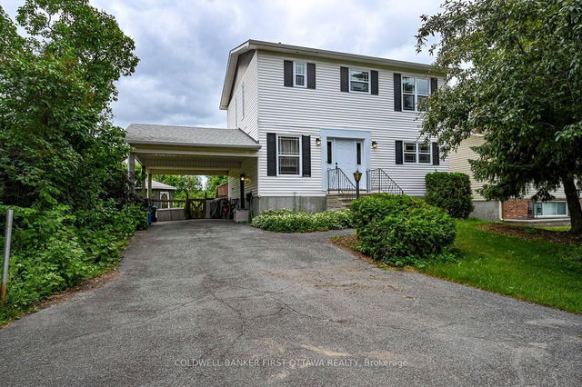 22 Poole Creek Crescent