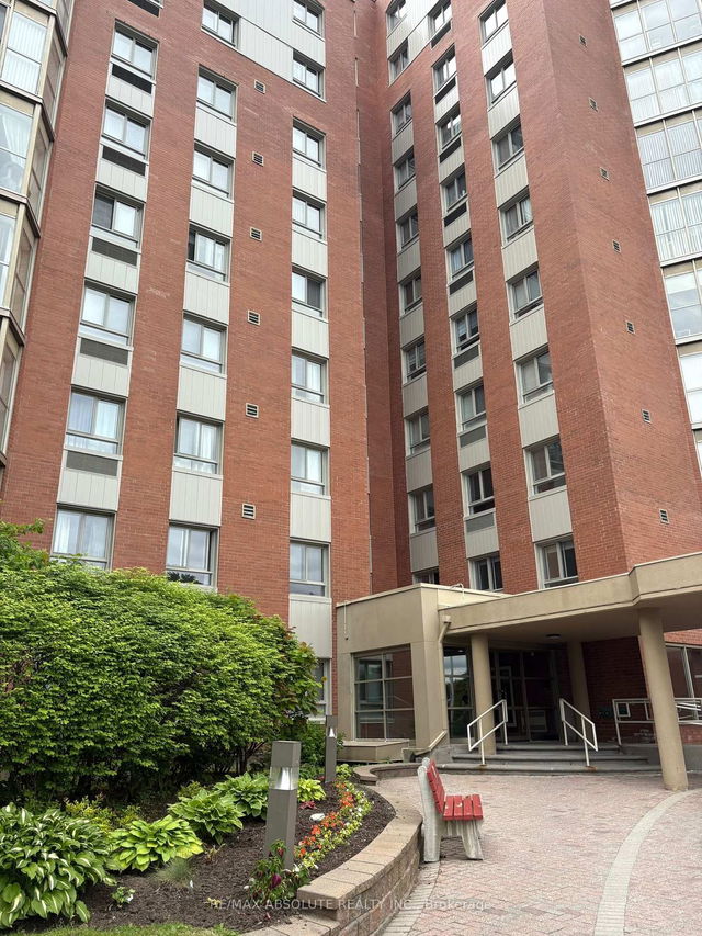 704 - 960 Teron Road