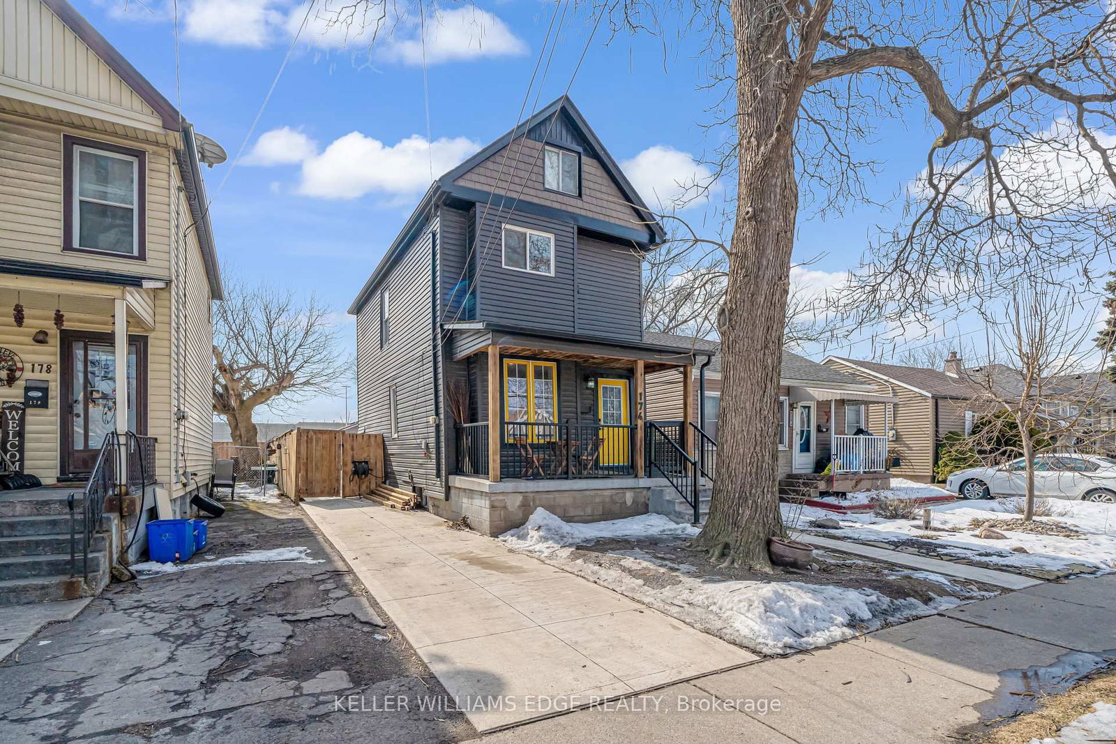 Detached House for sale at 174 McAnulty Boulevard, Hamilton, Ontario, L8H 3H7 - Crown Point - MLS: X12231477