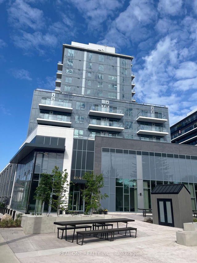 Unit 603 - 93 Arthur Street S