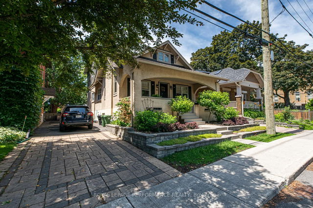 14 Marlowe Crescent