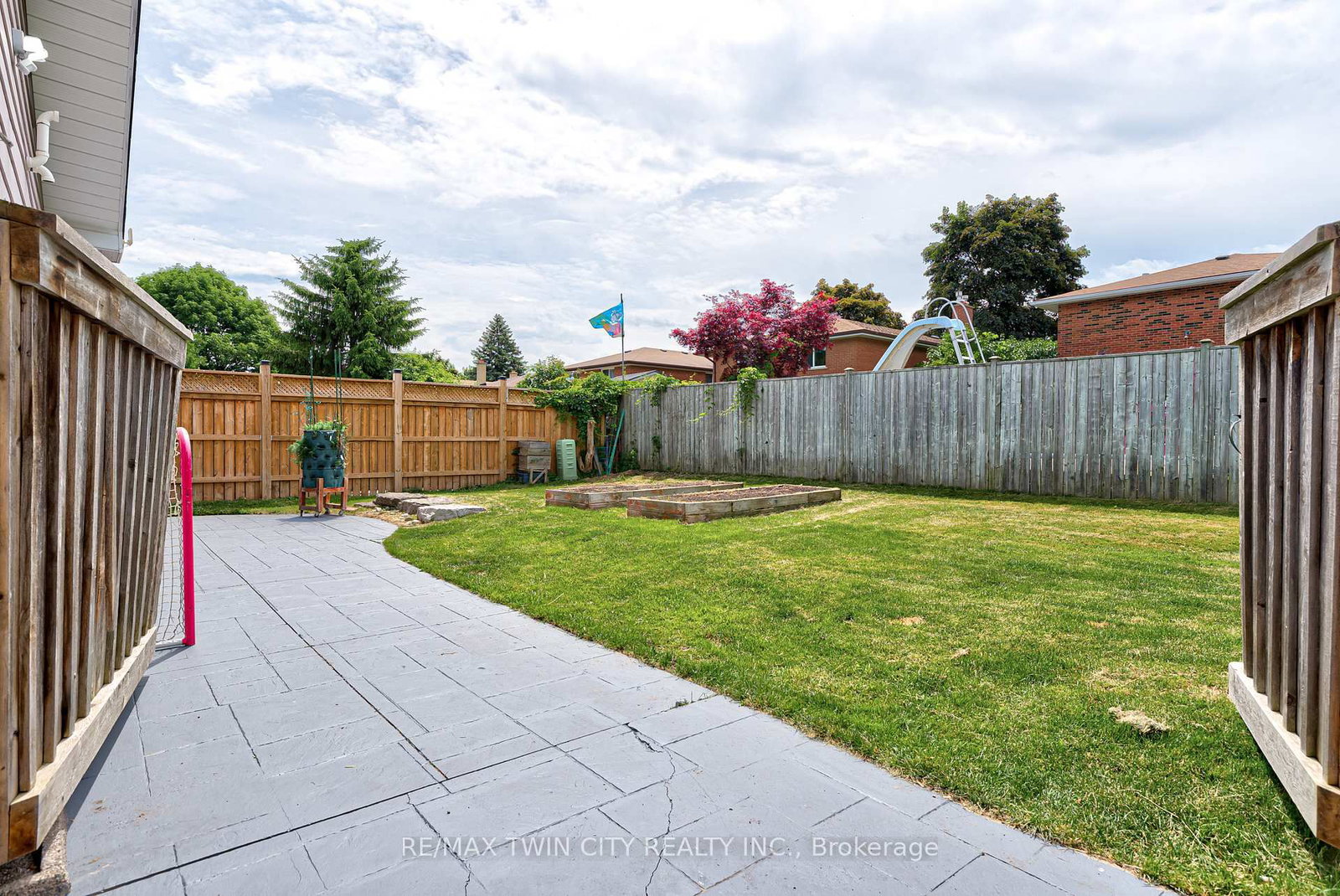 Listing Image 32