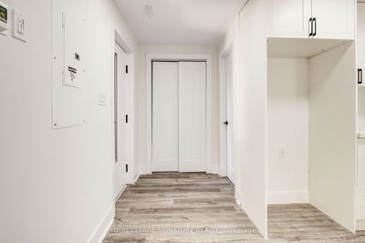 Unit 8 — 6701 Thorold Stone Rd, Niagara Falls - Stamford image-0-3