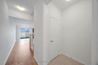745 Carpenter Tr, Peterborough North - 1 North image-0-4