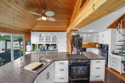 23 Holly Tr, Puslinch - Puslinch Lake Settlement Areas image-0-2