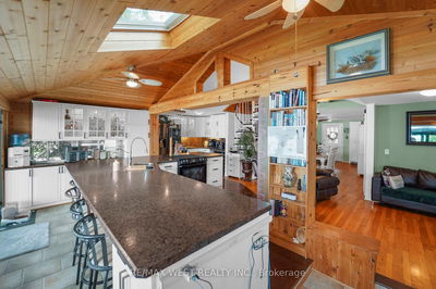 23 Holly Tr, Puslinch - Puslinch Lake Settlement Areas image-0-3