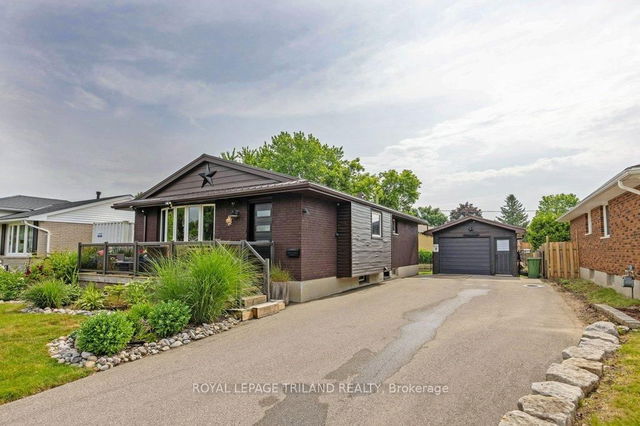 3 Aldborough Avenue