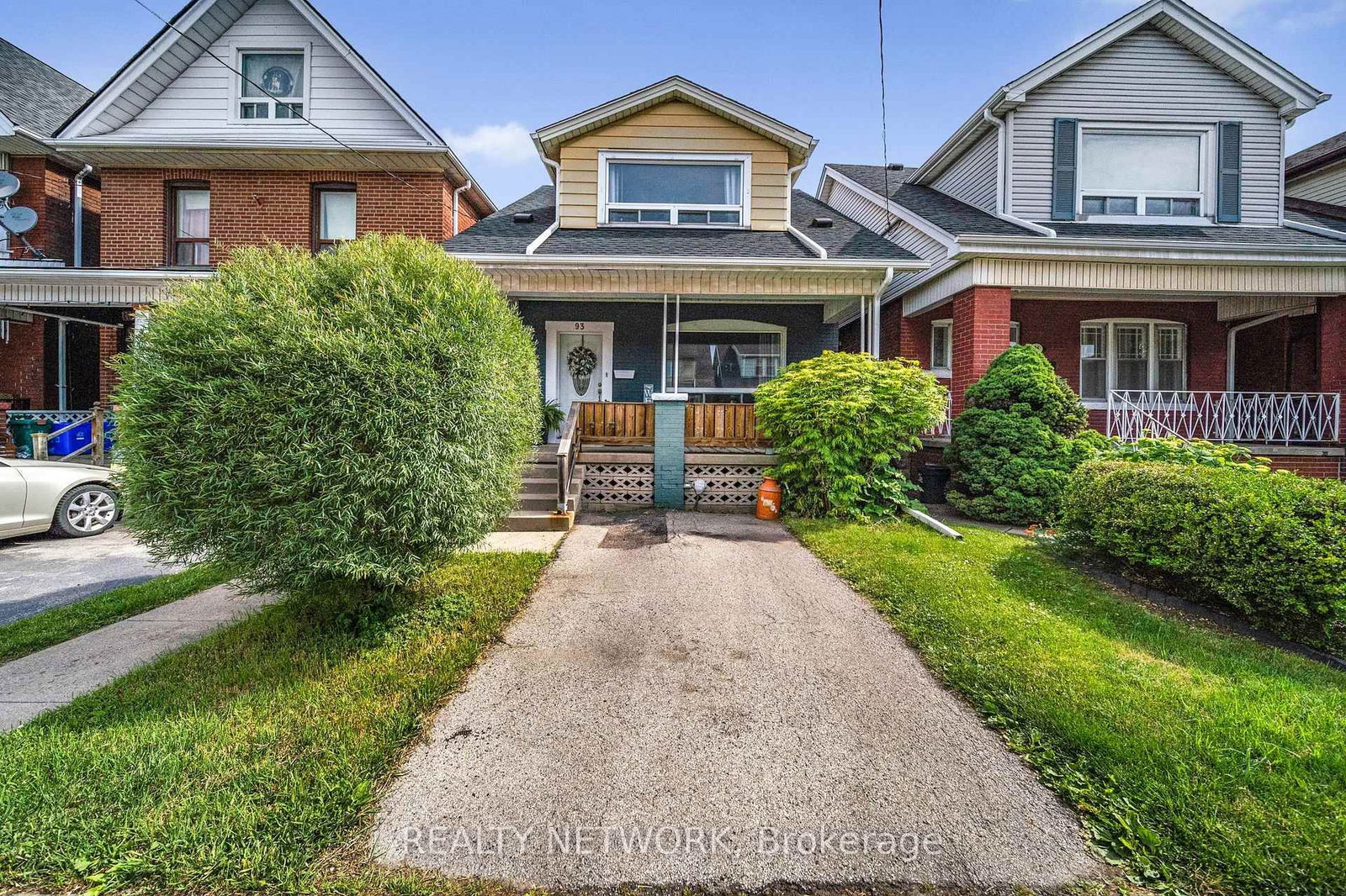 Detached House for sale at 93 Somerset Avenue, Hamilton, Ontario, L8L 2L6 - Stripley - MLS: X12232302