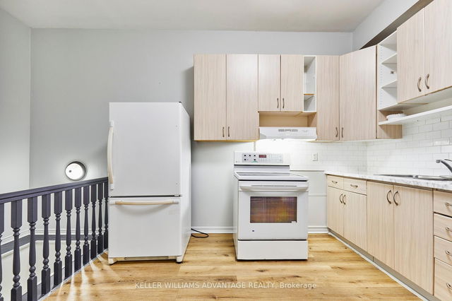 3 - 363 Barton Street E