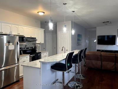 135 Speers Blvd, Loyalist - Amherstview image-0-3
