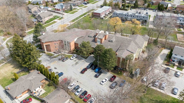 301 - 244 Lakeshore Road