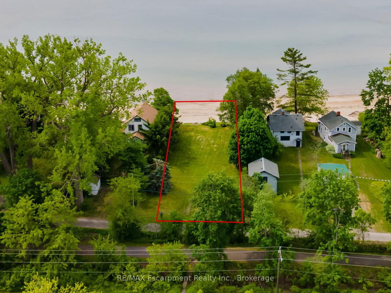1395 Kam Rd, Fort Erie - Crescent Park image-0-0