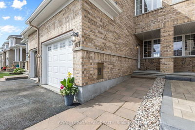 107 Desmond Trudeau Dr, Arnprior - Arnprior image-0-1
