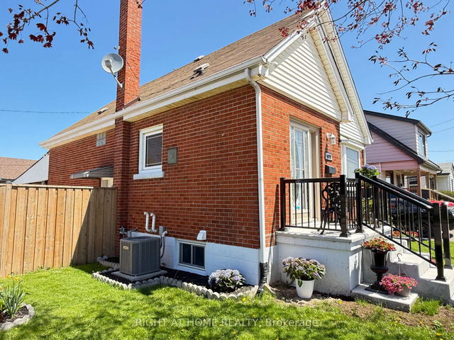 Upper - 1979 Brampton Street