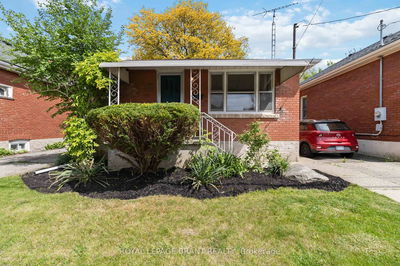 17 Salisbury Ave, Brantford -  image-0-1