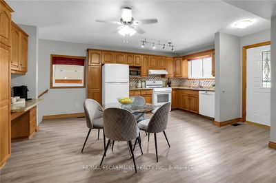 57 Cline Mountain Rd, Grimsby - Grimsby West image-0-4