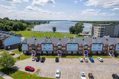 Unit B6 — 160 EDWARDS St, Clarence-Rockland - Town of Rockland image-0-1