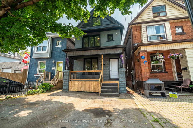 44 Lloyd Street